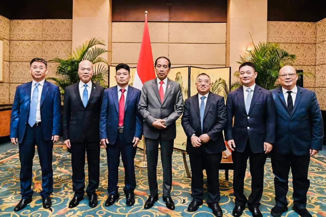 印尼总统商务圆桌会议在成都召开，PT电子游戏股份董事长邓伟明受邀参会并讲话